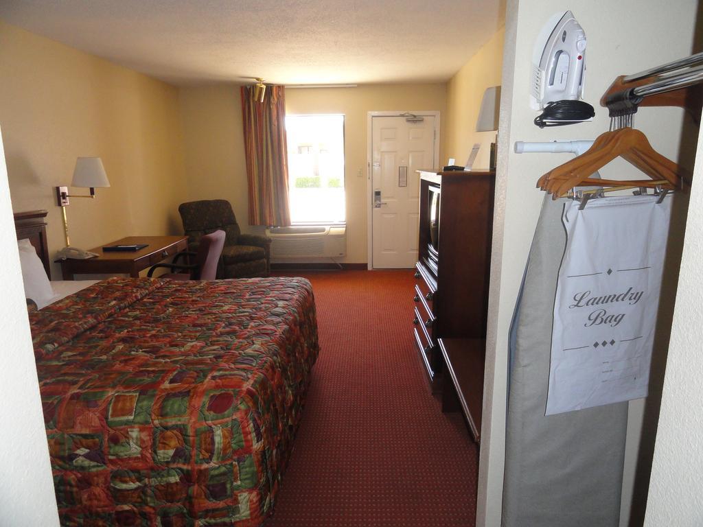 Studio 6 Waco Downtown Baylor Экстерьер фото